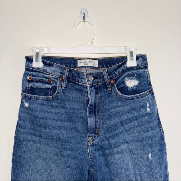 NWOT Abercrombie and Fitch The Mom High Rise 27 4 Reg - Picture 2 of 5